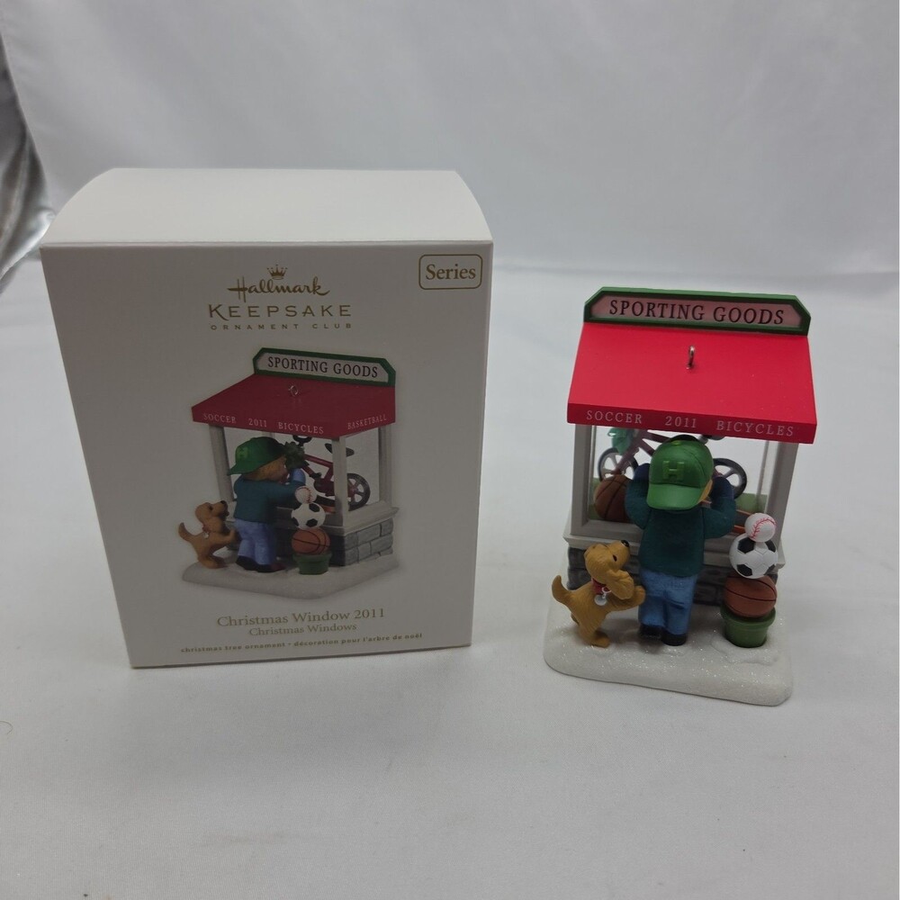 HALLMARK 2011 CHRISTMAS WINDOWS SERIES ORNAMENT